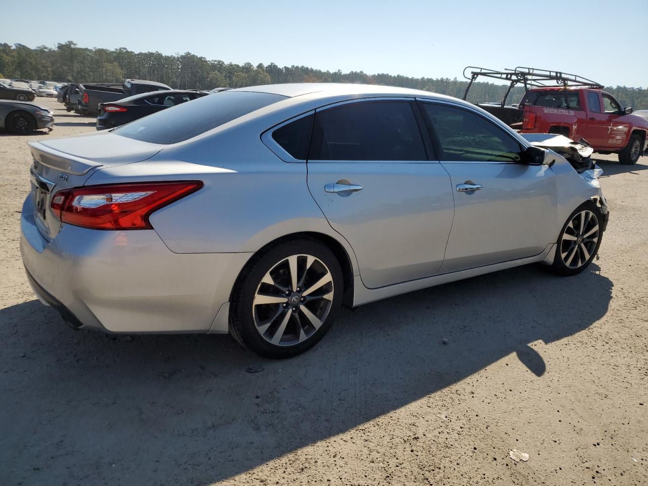 2016 Nissan Altima - Image 3
