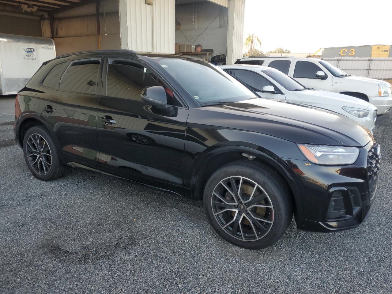 2023 Audi SQ5 - Image 4