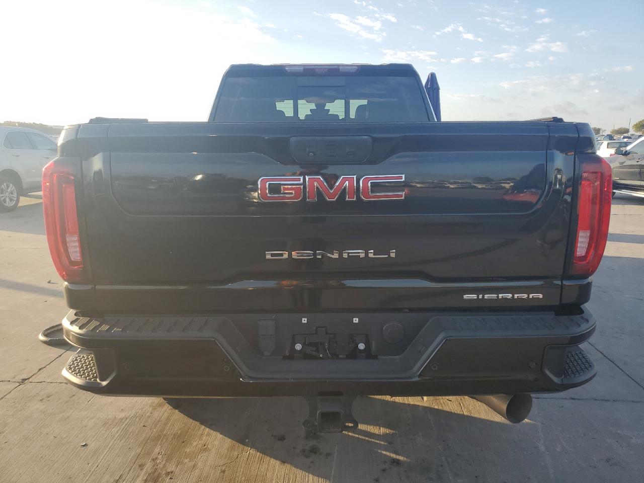 2021 GMC Sierra - Image 6