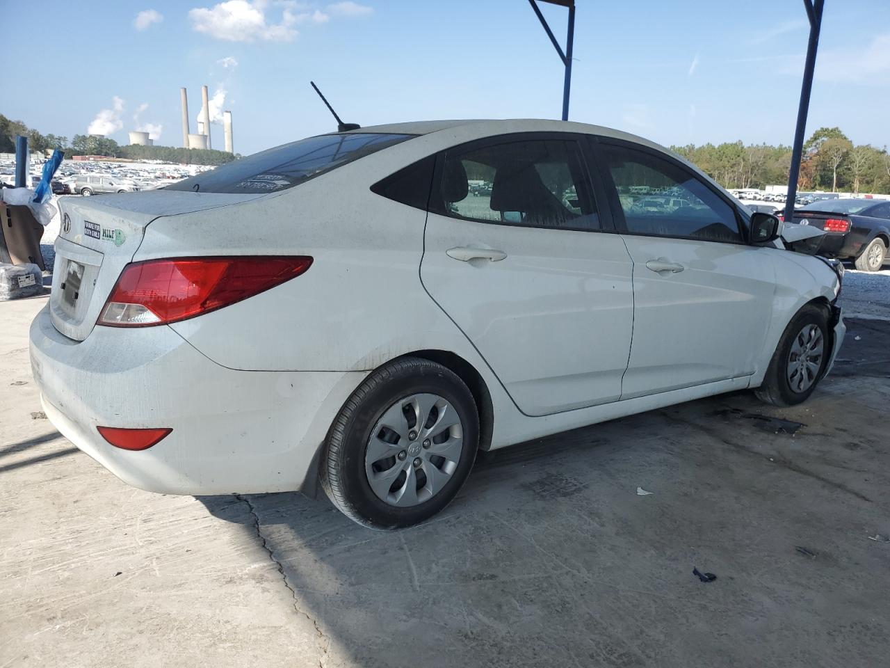 VIN KMHCT4AE6GU144110 2016 HYUNDAI ACCENT no.3