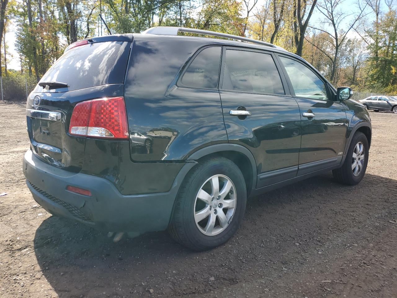 VIN 5XYKTDA28DG320349 2013 KIA SORENTO no.3