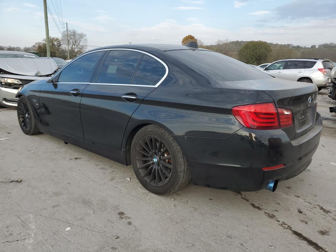 2012 BMW 5er - Image 2