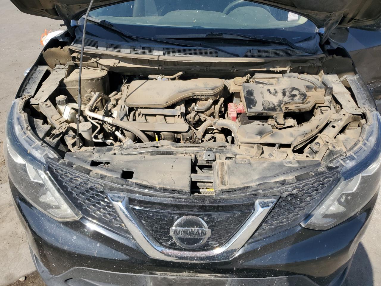 2018 Nissan Rogue - Image 13