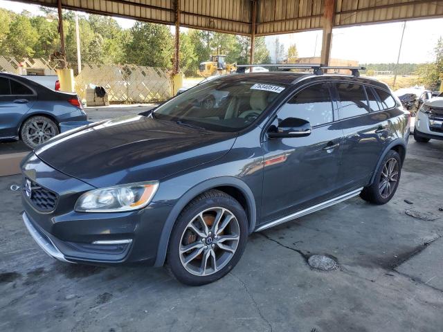 2015 Volvo V60 Cross Country Premier