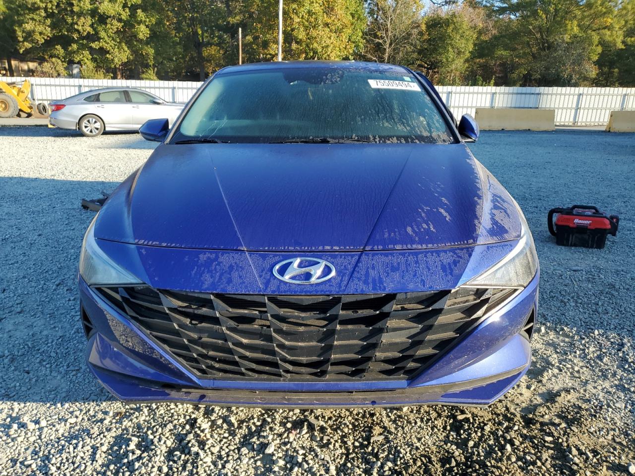 2022 Hyundai Elantra - Image 5