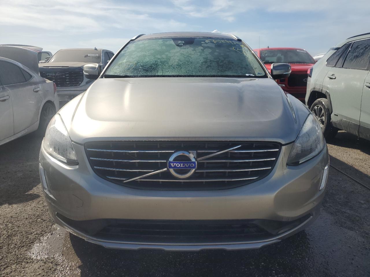 2016 Volvo XC60 - Image 5