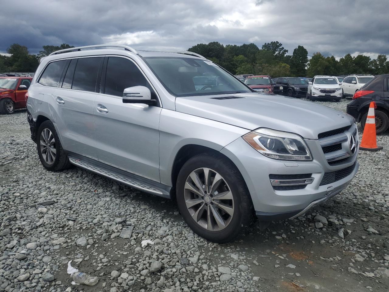 VIN 4JGDF6EE8GA627407 2016 MERCEDES-BENZ GL-CLASS no.4