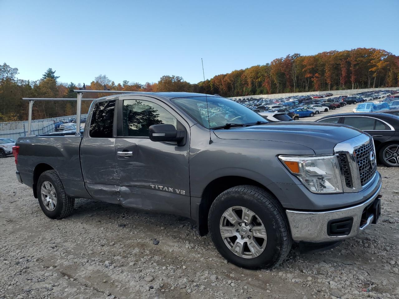 2018 Nissan Titan - Image 4
