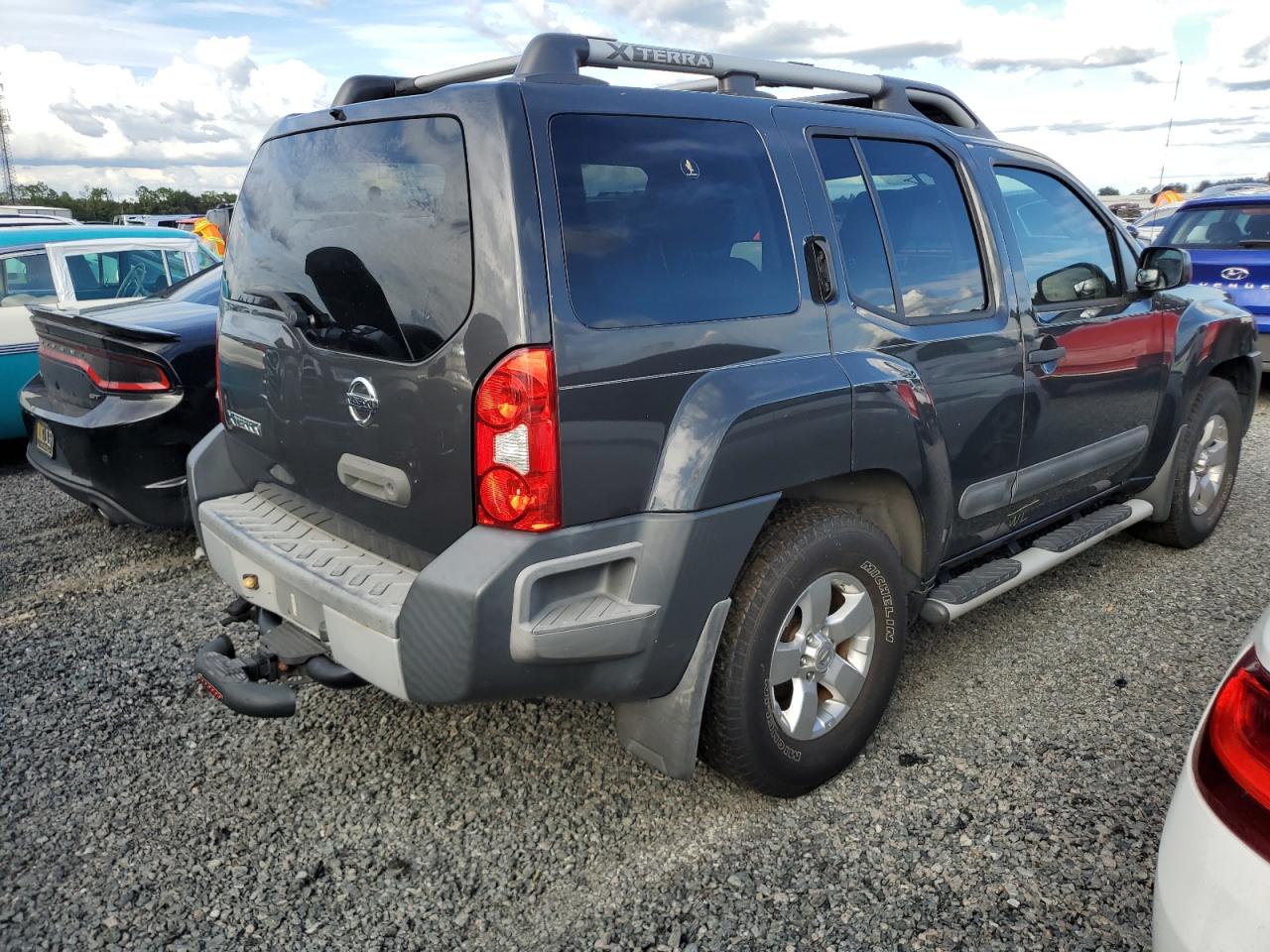 2013 Nissan XTerra - Image 3
