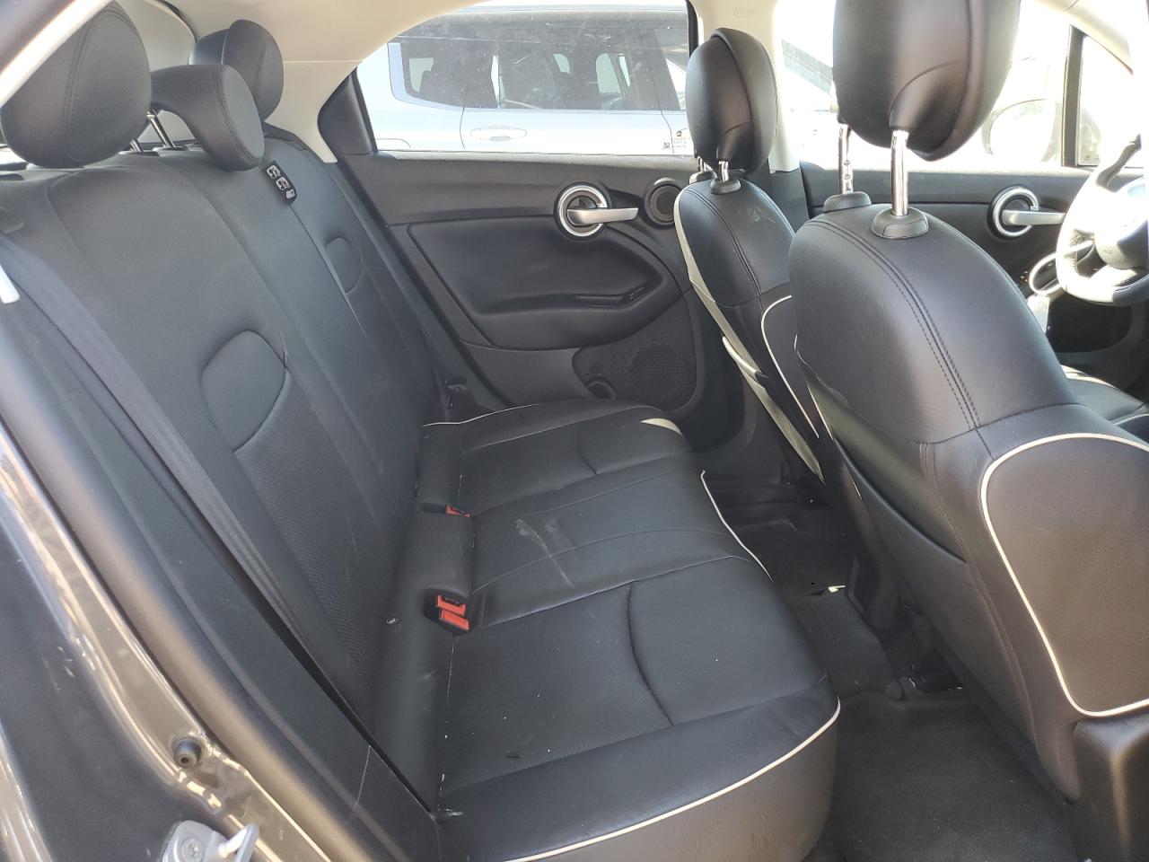 ZFBCFXDB5JP664130 2018 Fiat 500X Lounge