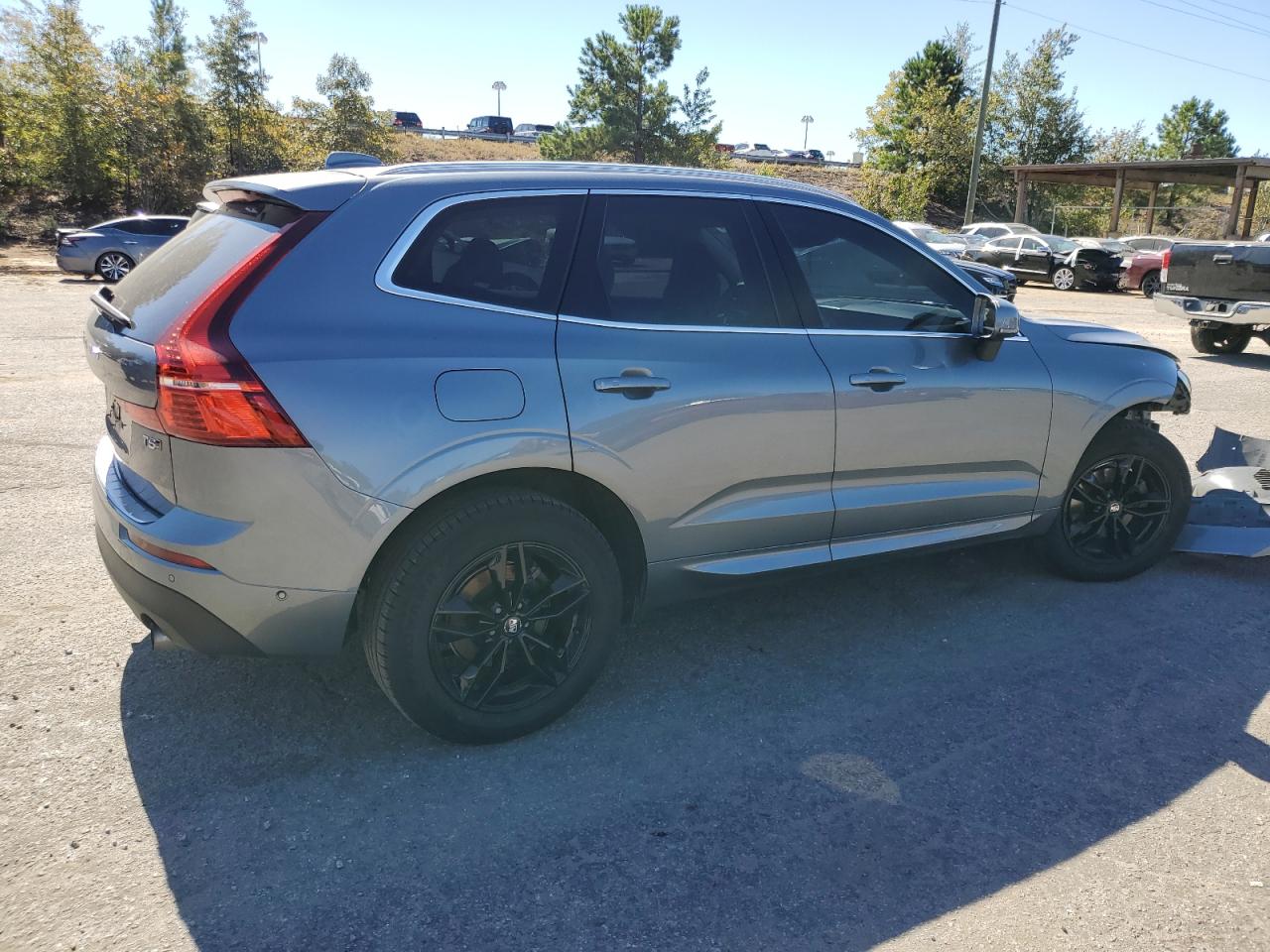 2018 Volvo XC60 - Image 3