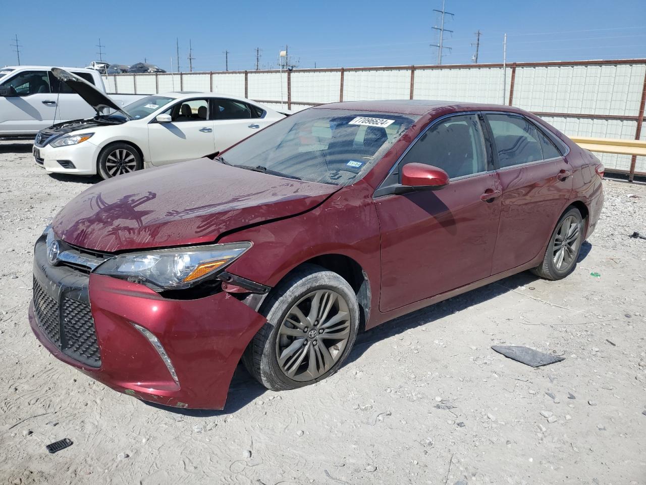 VIN 4T1BF1FK4HU634465 2017 TOYOTA CAMRY no.1