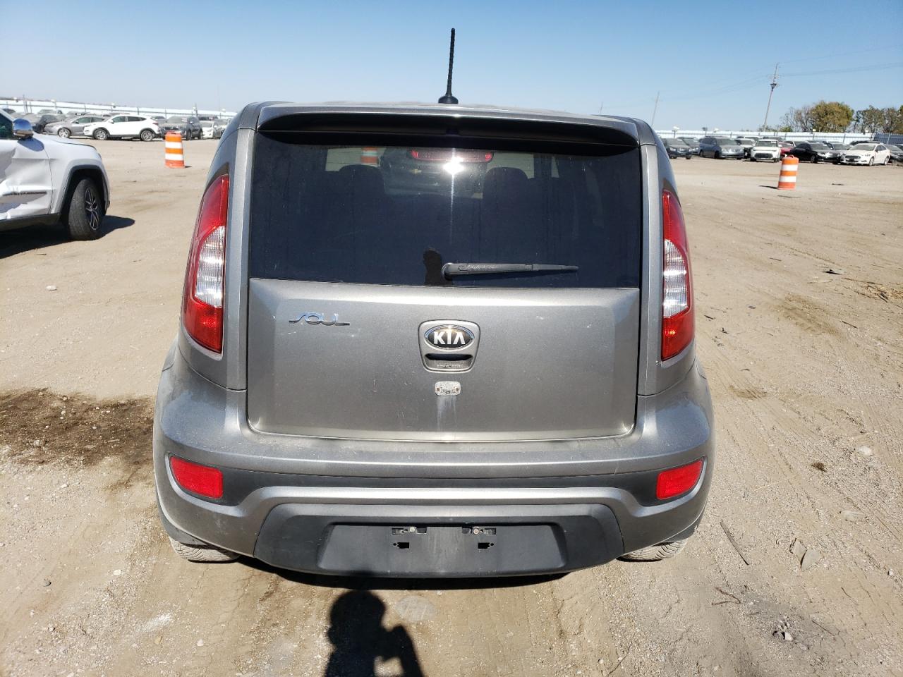 2013 Kia Soul + VIN: KNDJT2A65D7574424 Lot: 76334244