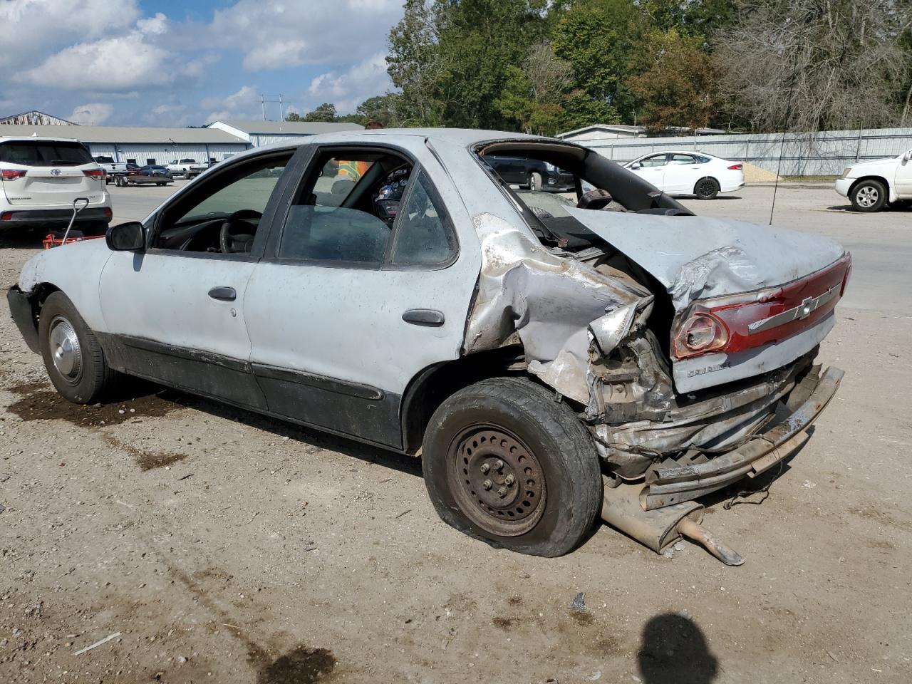 2003 Chevrolet Cavalier - Image 2