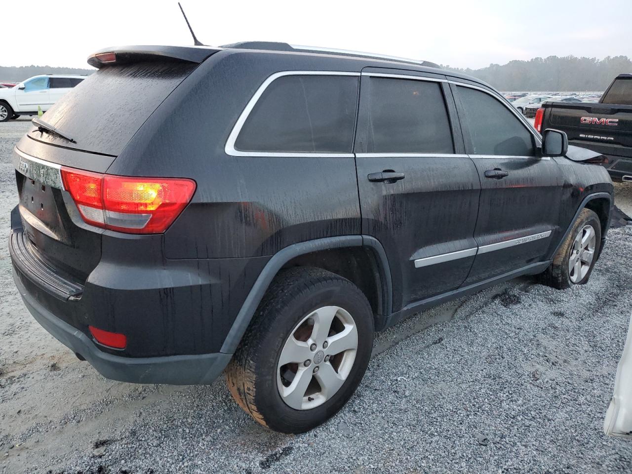 2013 Jeep Grand Cherokee - Image 3
