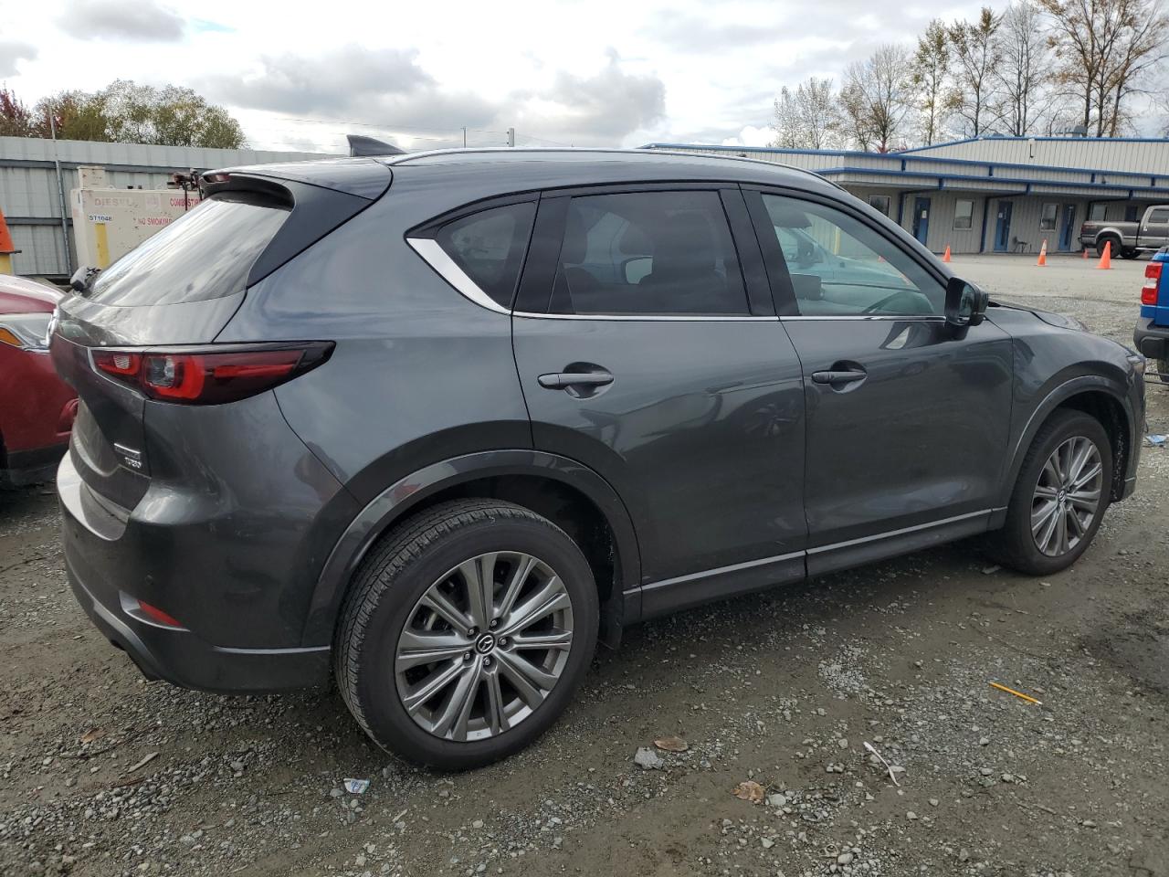 2023 Mazda CX-5 - Image 3