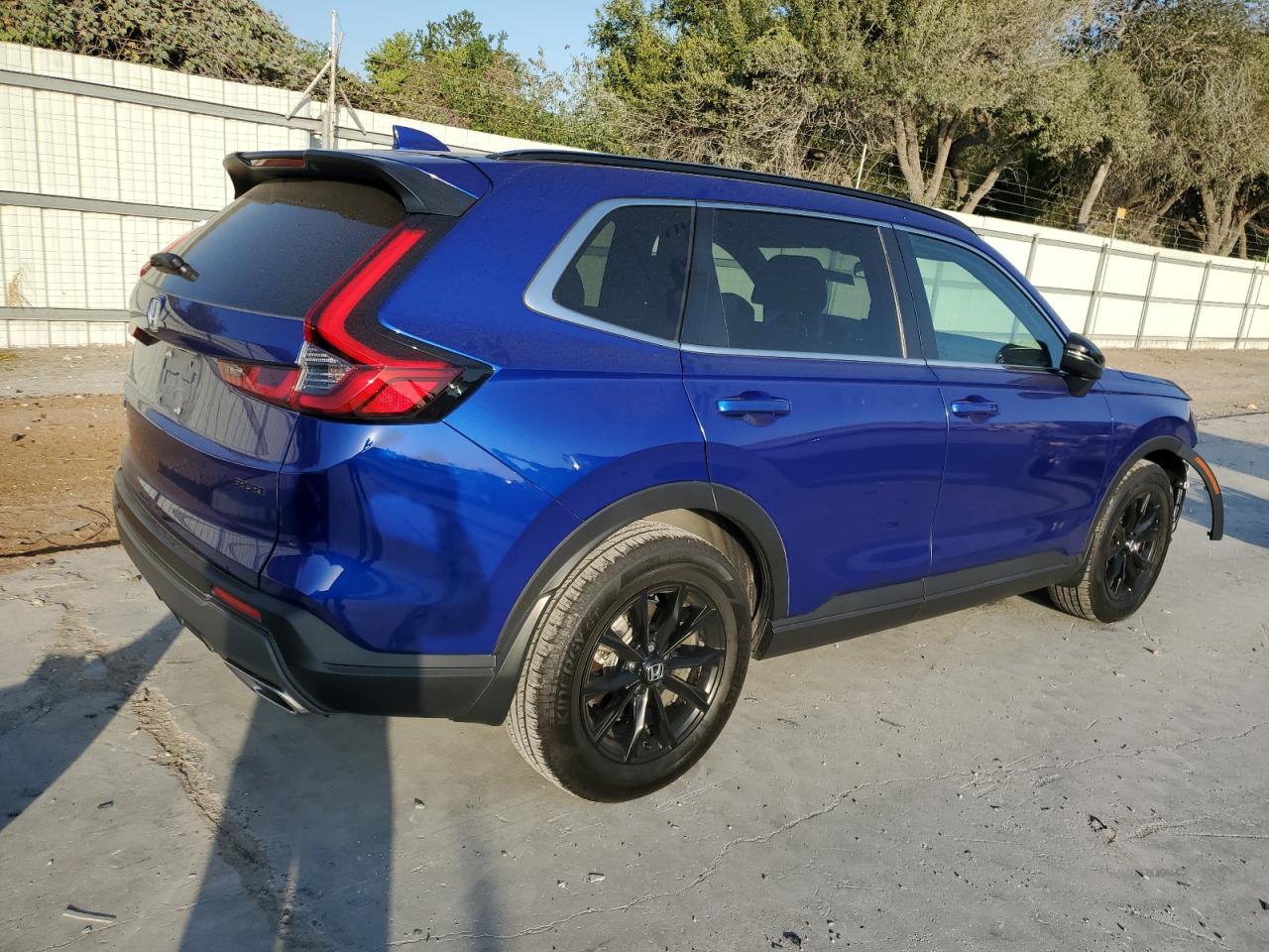2023 Honda CR-V - Image 3