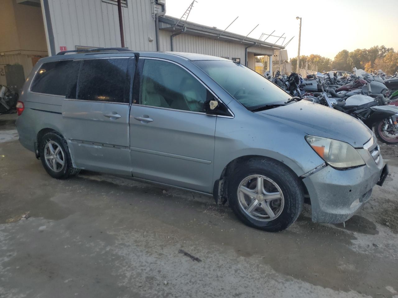 2005 Honda Odyssey - Image 4