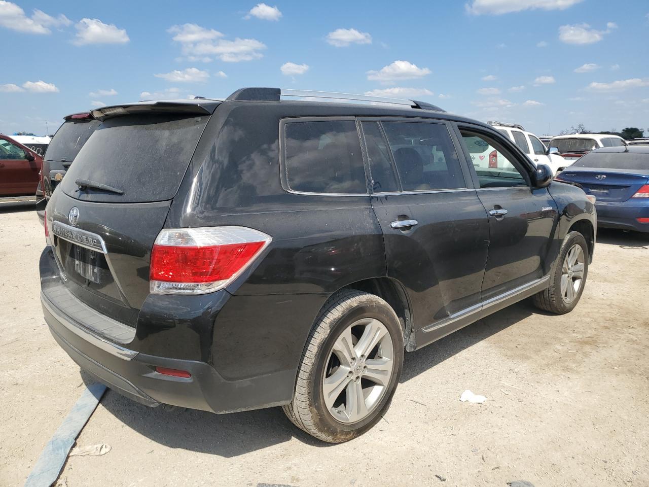 5TDYK3EH0DS131865 2013 Toyota Highlander Limited