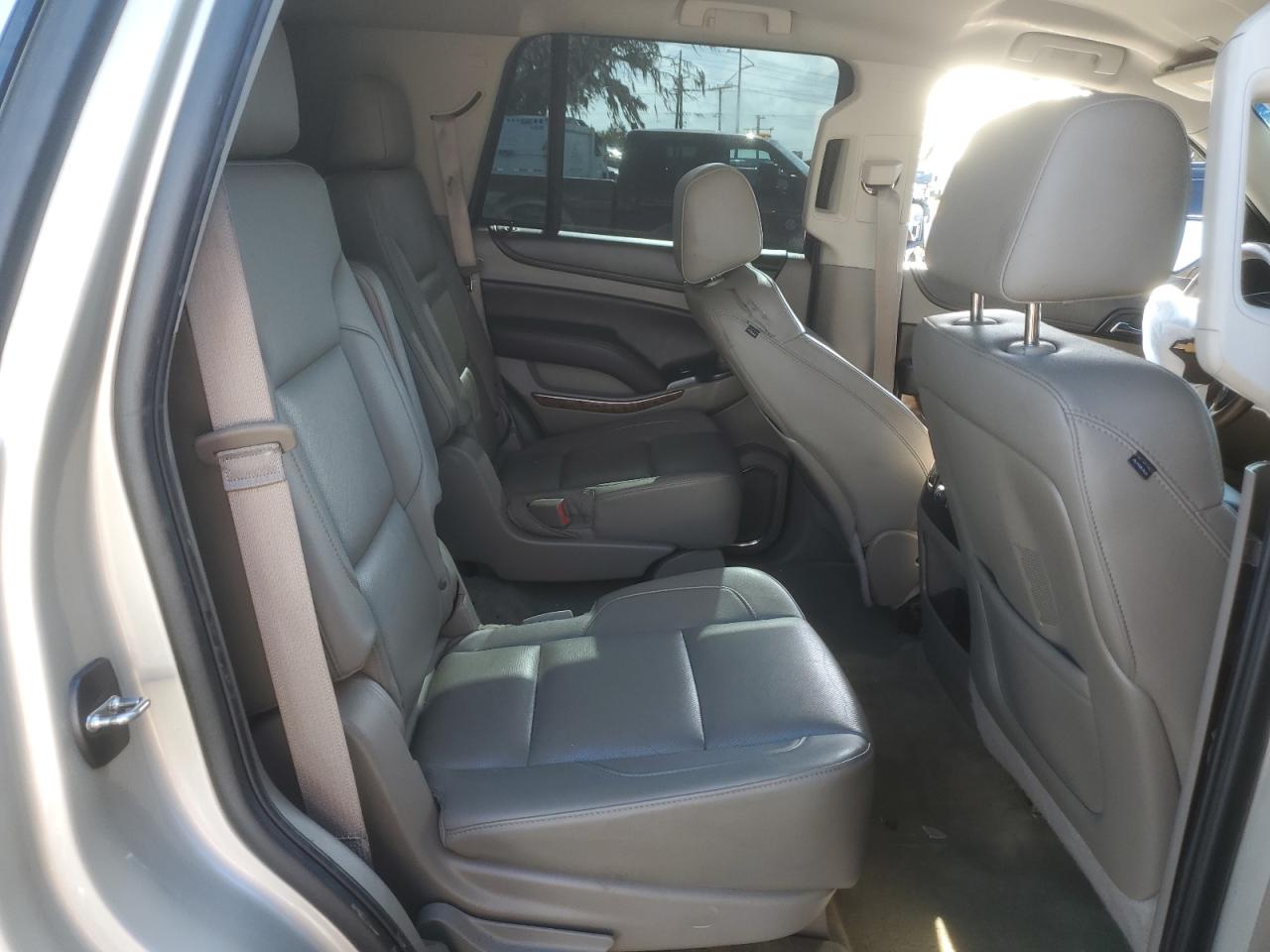 2015 Chevrolet Tahoe - Image 11
