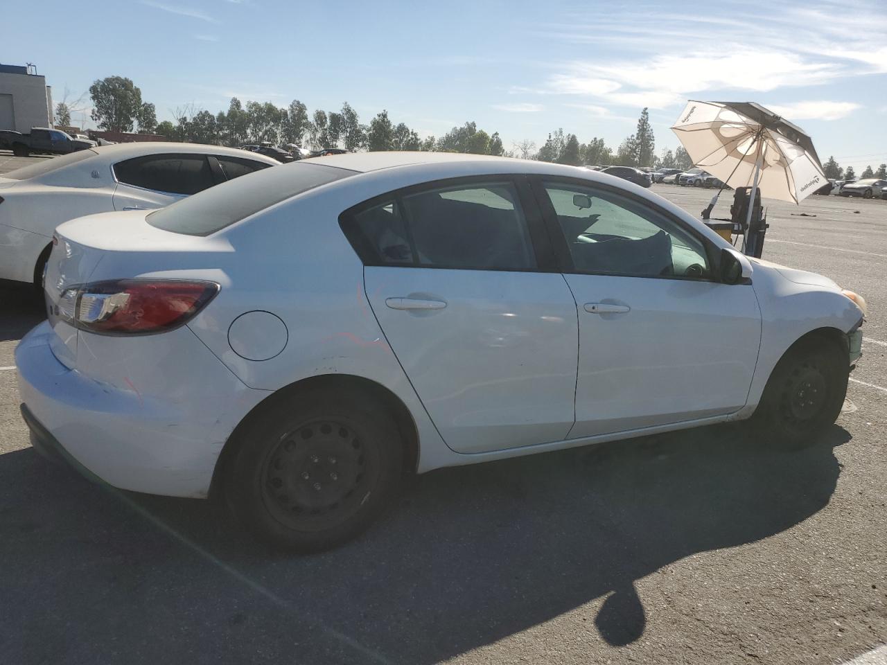 2010 Mazda 3 - Image 3