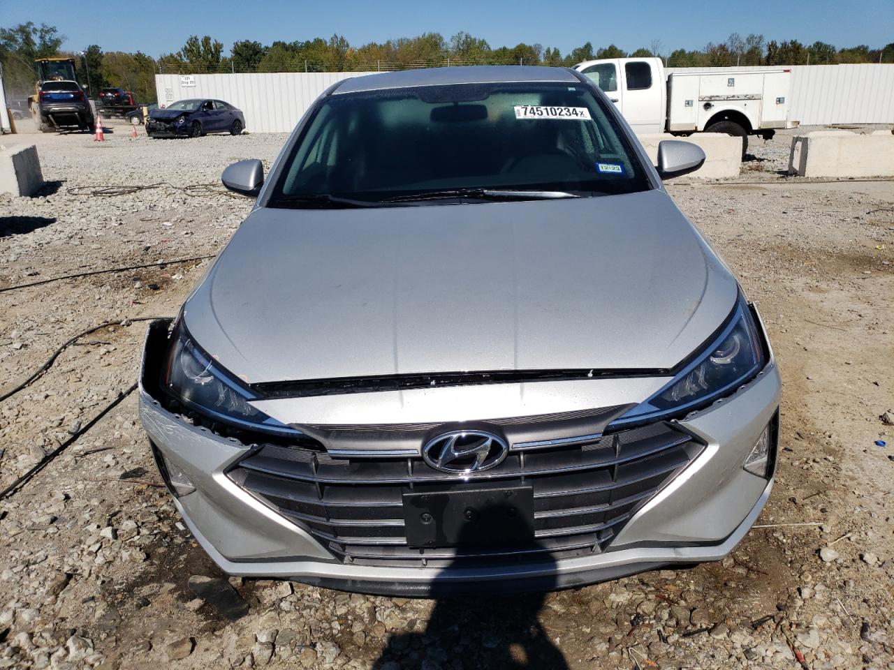 2019 Hyundai Elantra - Image 5