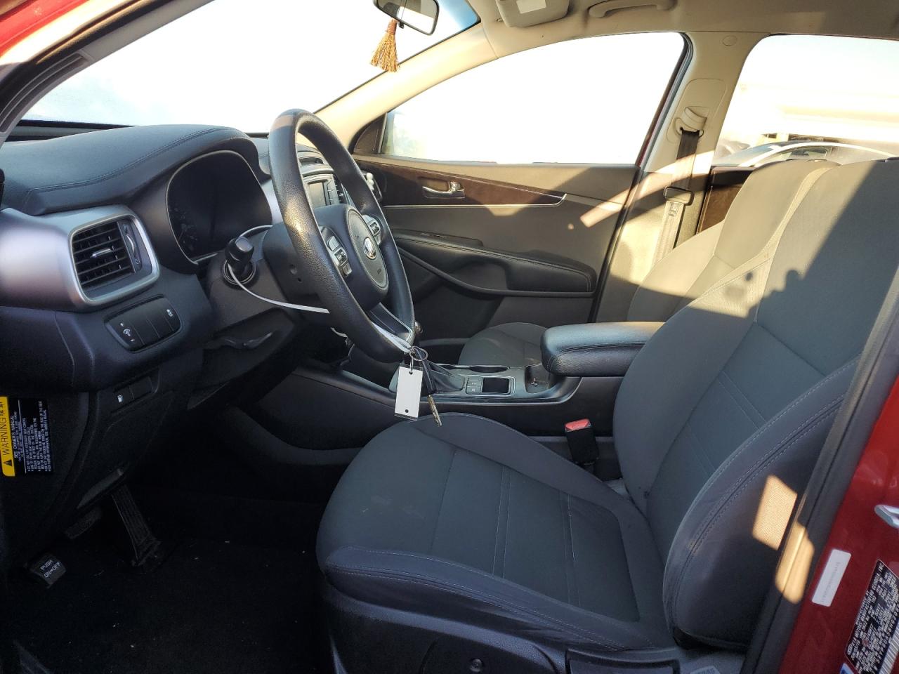 2017 Kia Sorento - Image 7