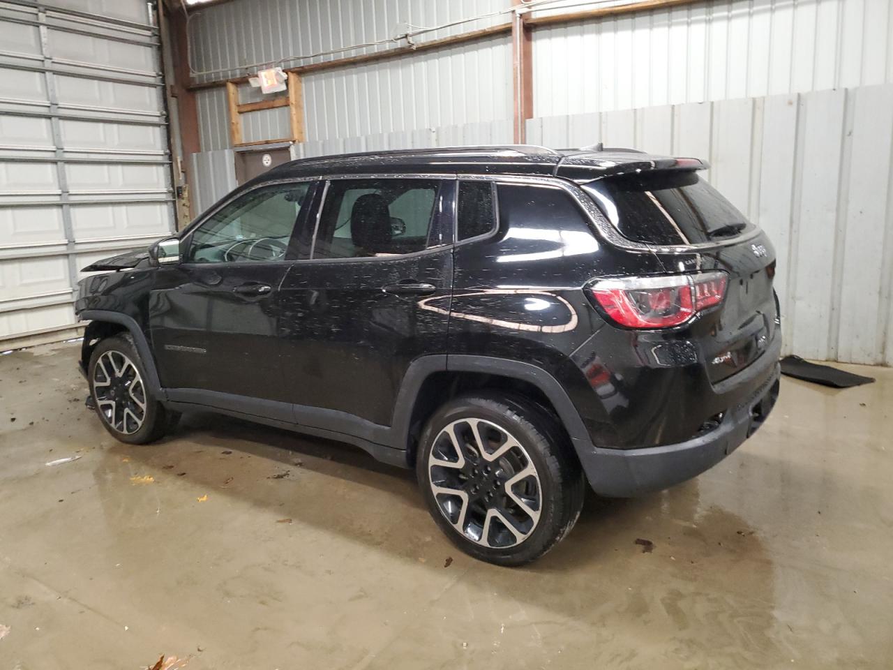 2018 Jeep Compass - Image 2