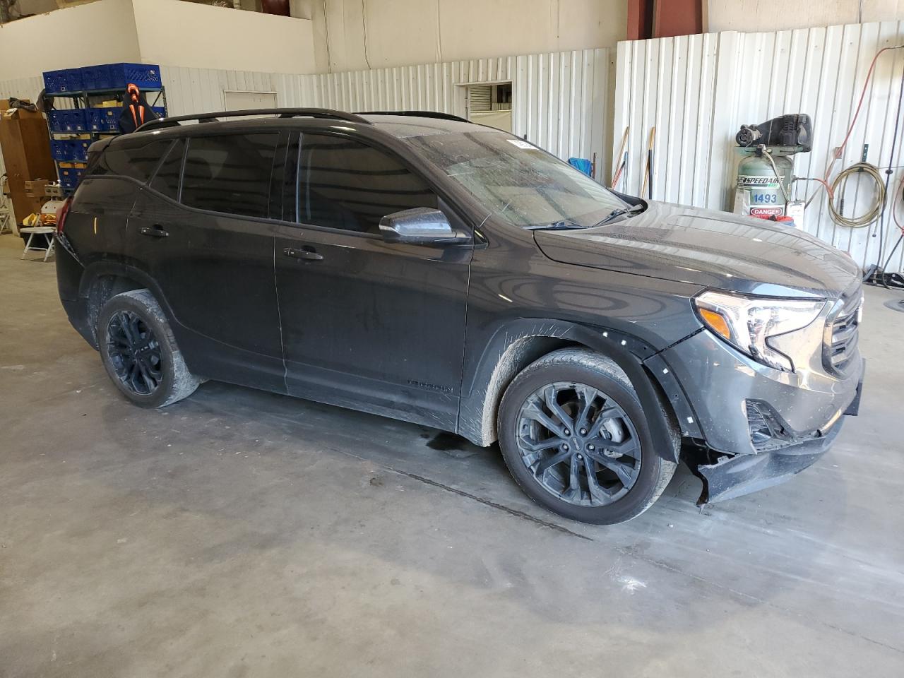 2021 GMC Terrain - Image 4