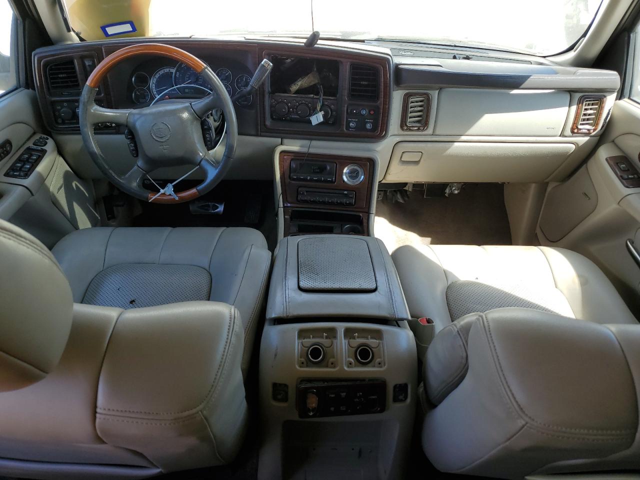 1GYEK63N72R104844 2002 Cadillac Escalade Luxury