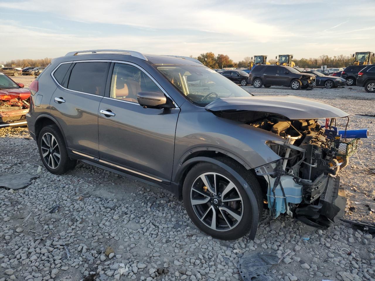 2018 Nissan Rogue - Image 4