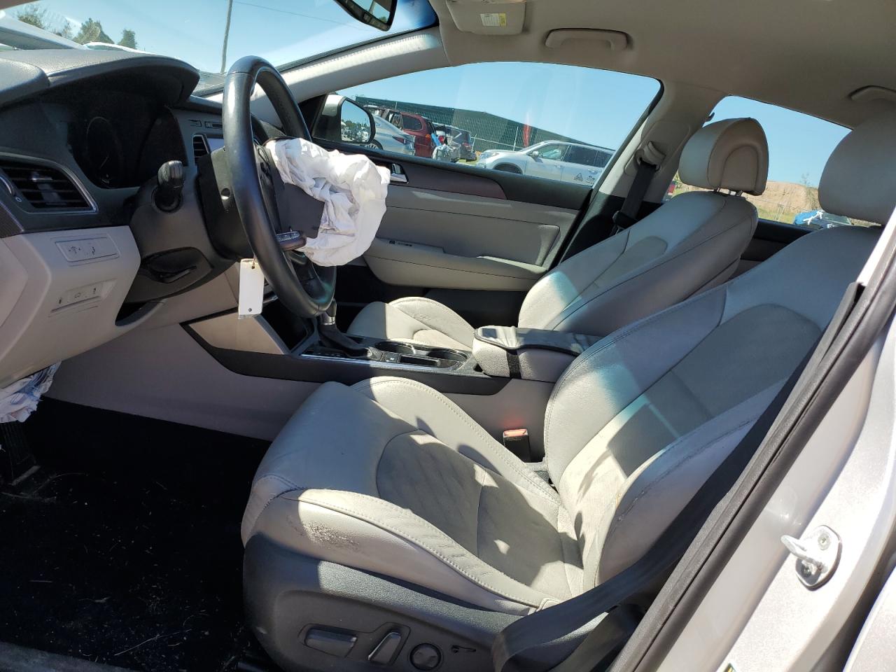 2015 Hyundai Sonata - Image 7