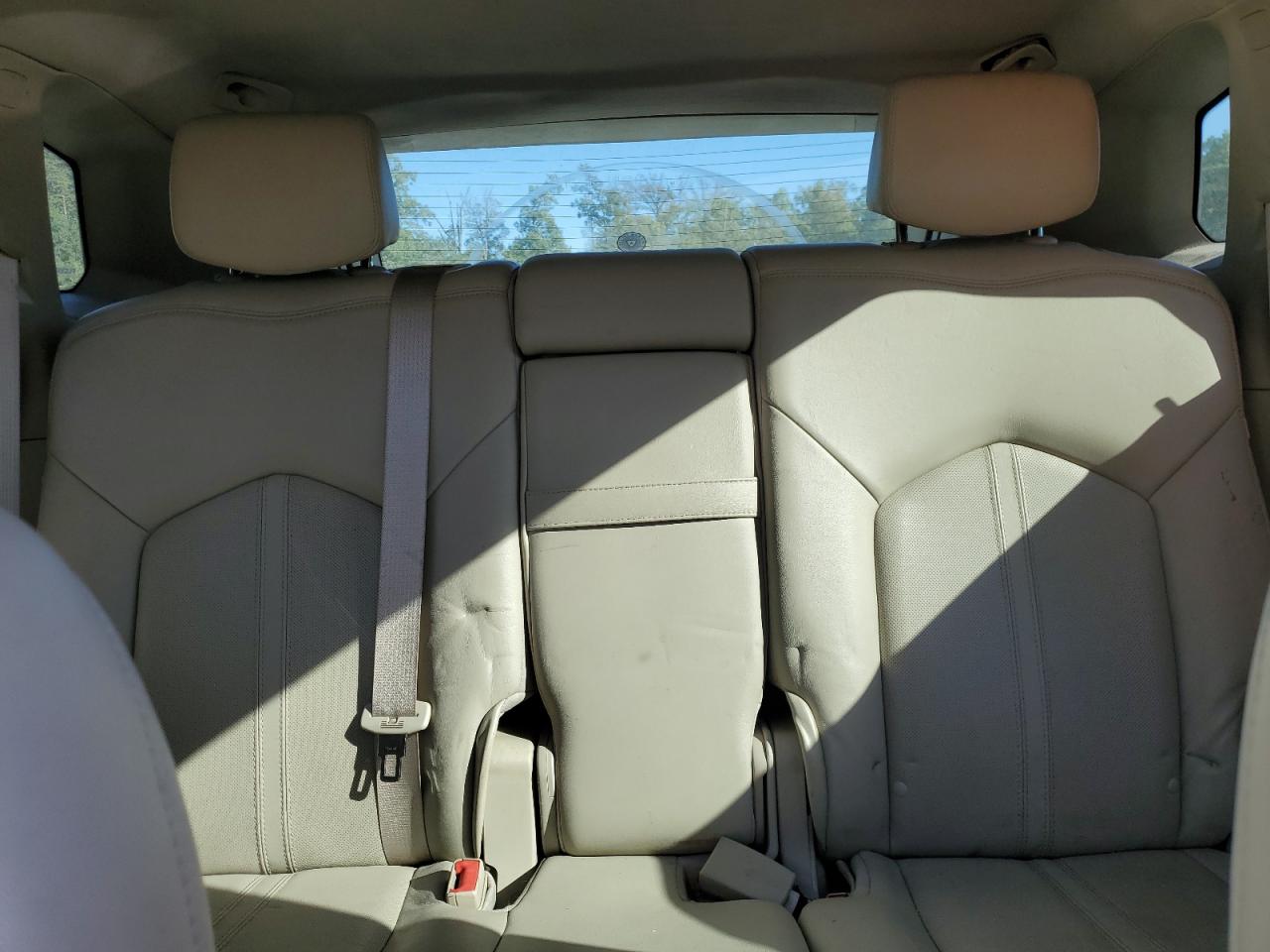 2012 Cadillac SRX - Image 10