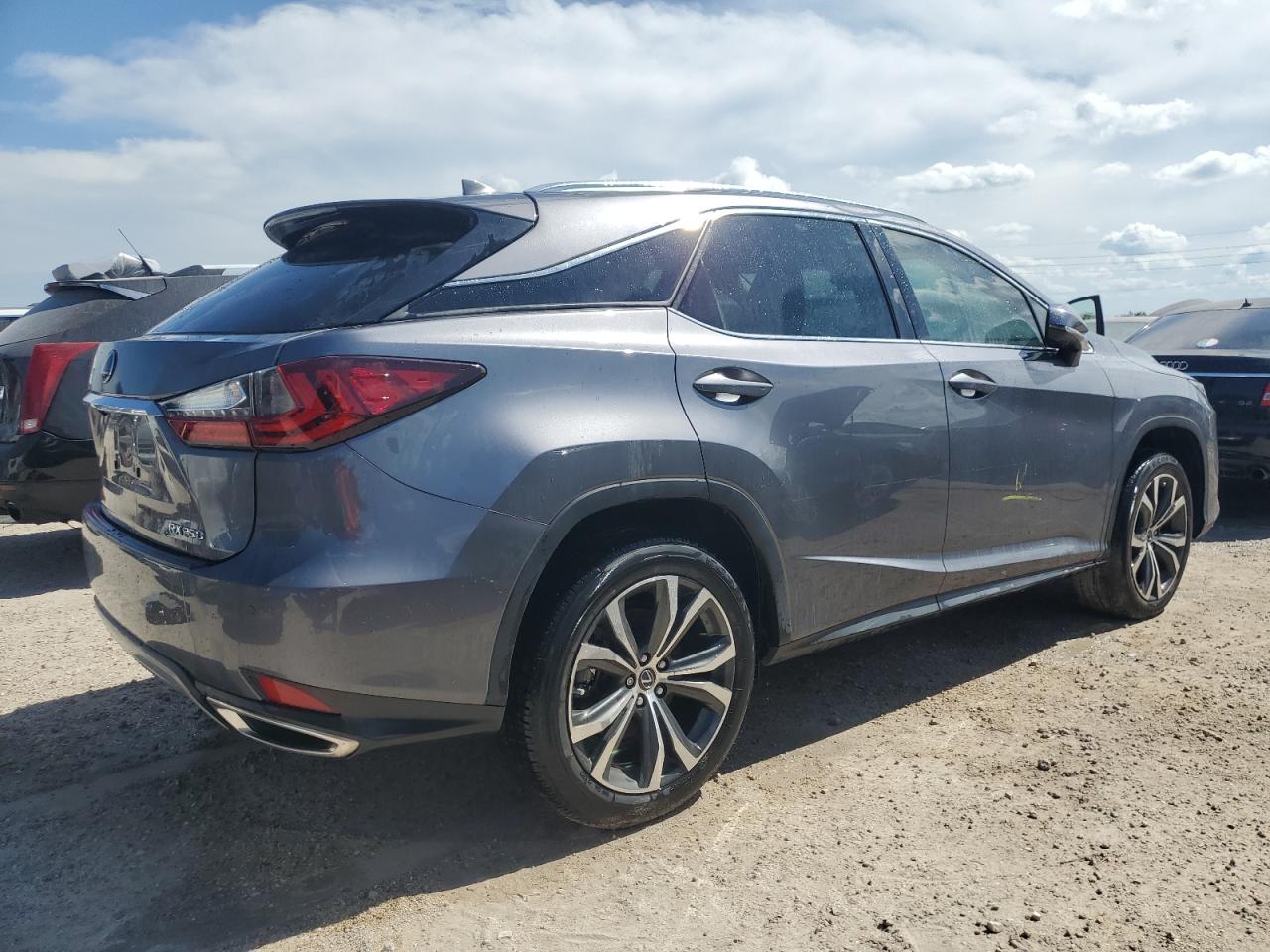 2021 Lexus RX - Image 3