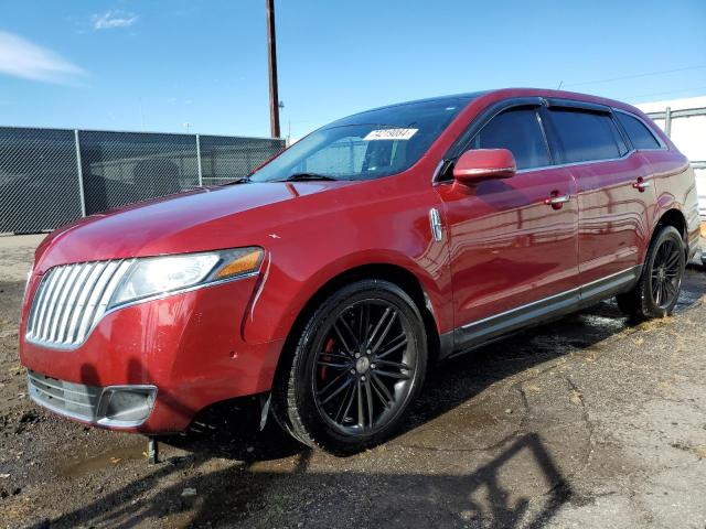  LINCOLN MKT 2013 Червоний