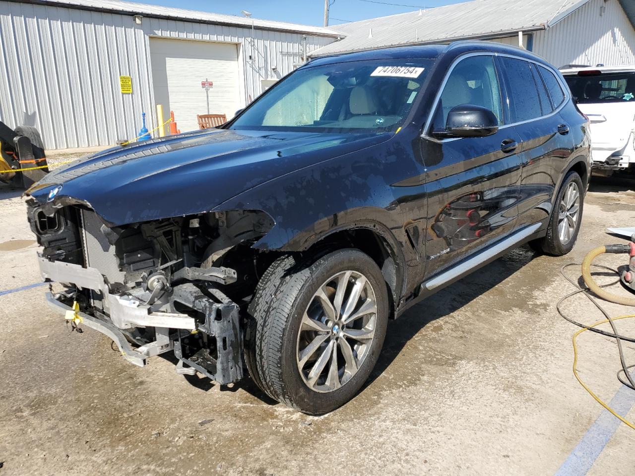 VIN 5UXTR9C57JLD58101 2018 BMW X3 no.1