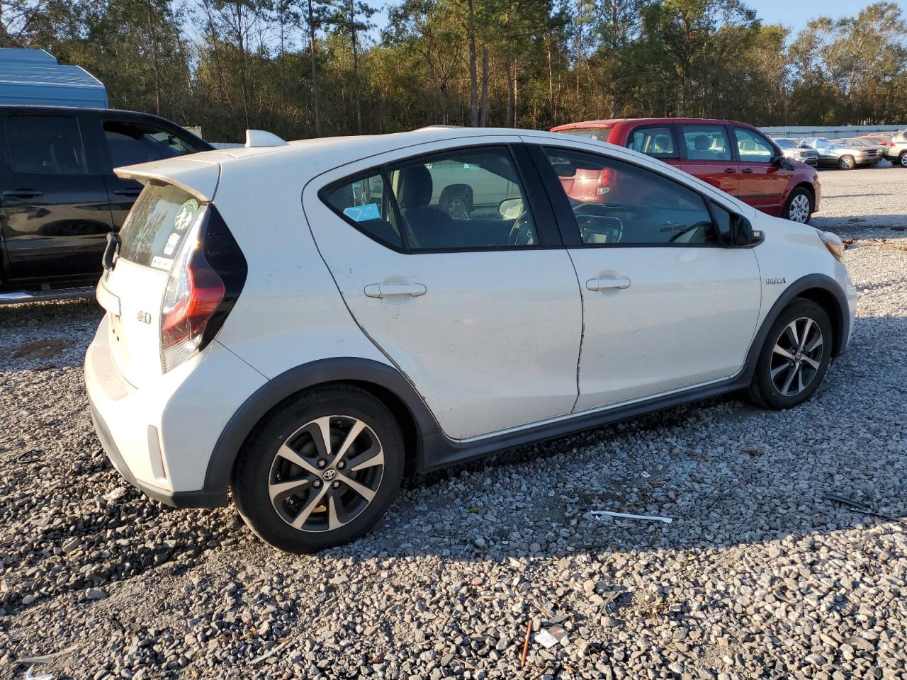 JTDKDTB34J1601784 2018 Toyota Prius C