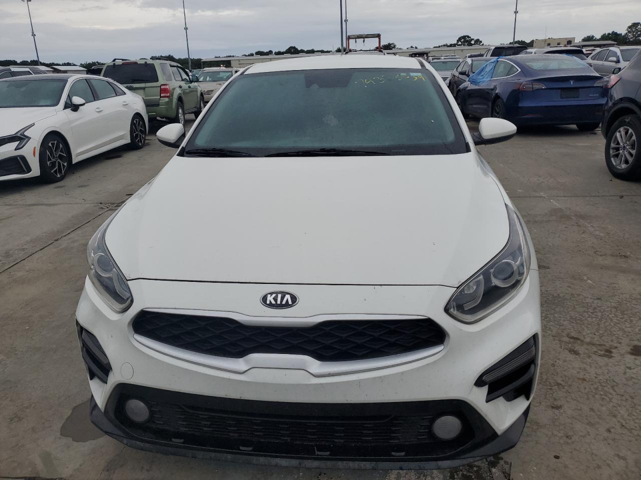 3KPF24AD1LE243518 2020 Kia Forte Fe