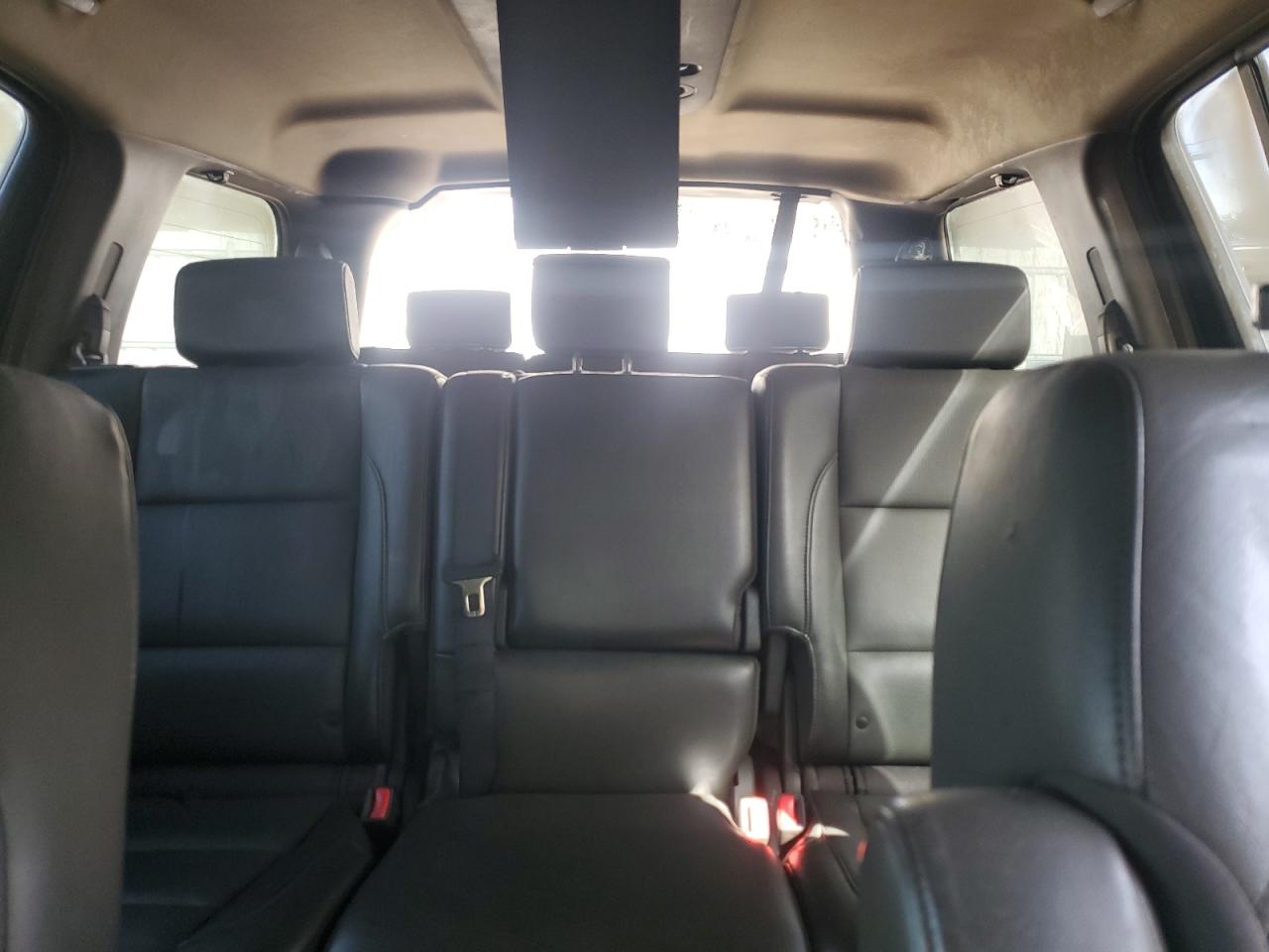 2006 Nissan Armada - Image 10