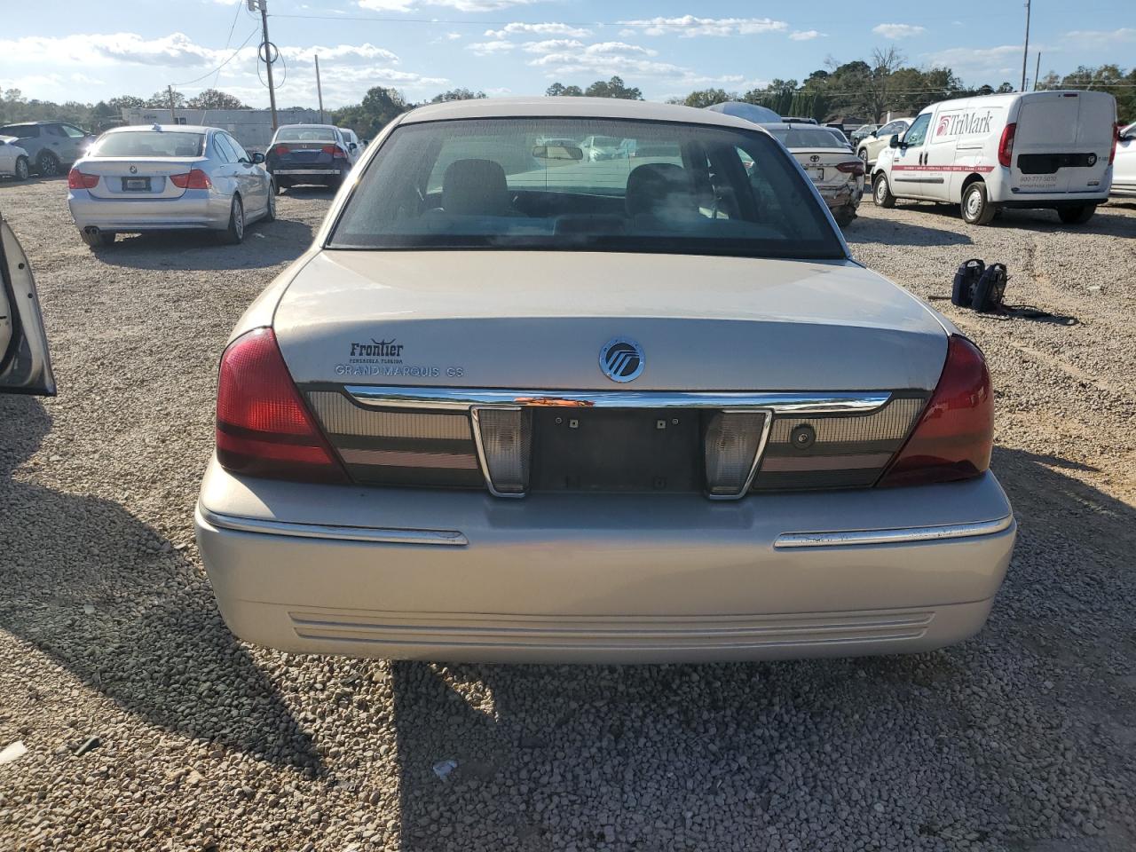 2008 Mercury Grand Marquis Gs VIN: 2MEFM74V88X617929 Lot: 76961994