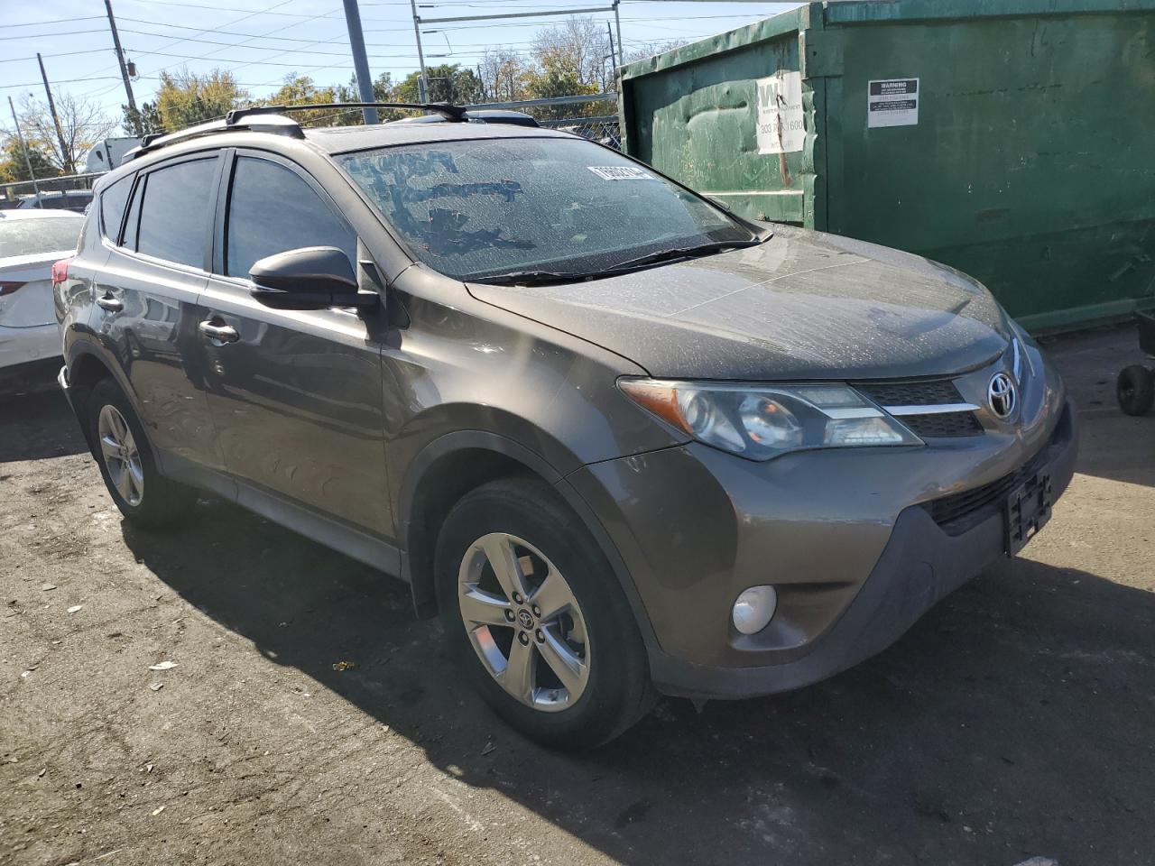 VIN 2T3RFREV0FW252897 2015 TOYOTA RAV4 no.4