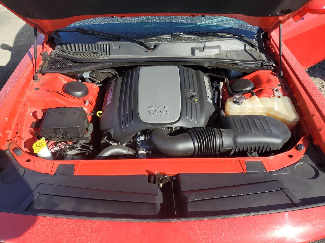 2016 Dodge Challenger - Image 11