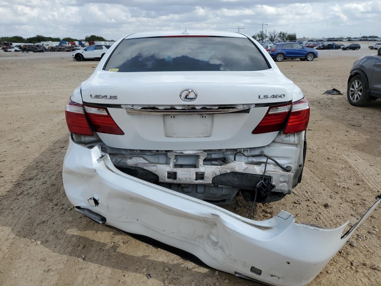 2008 Lexus LS - Image 6