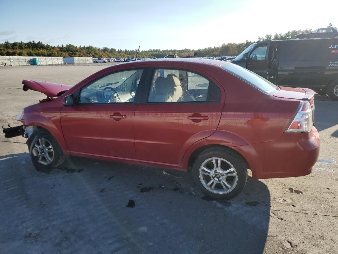 2011 Chevrolet Aveo - Image 2