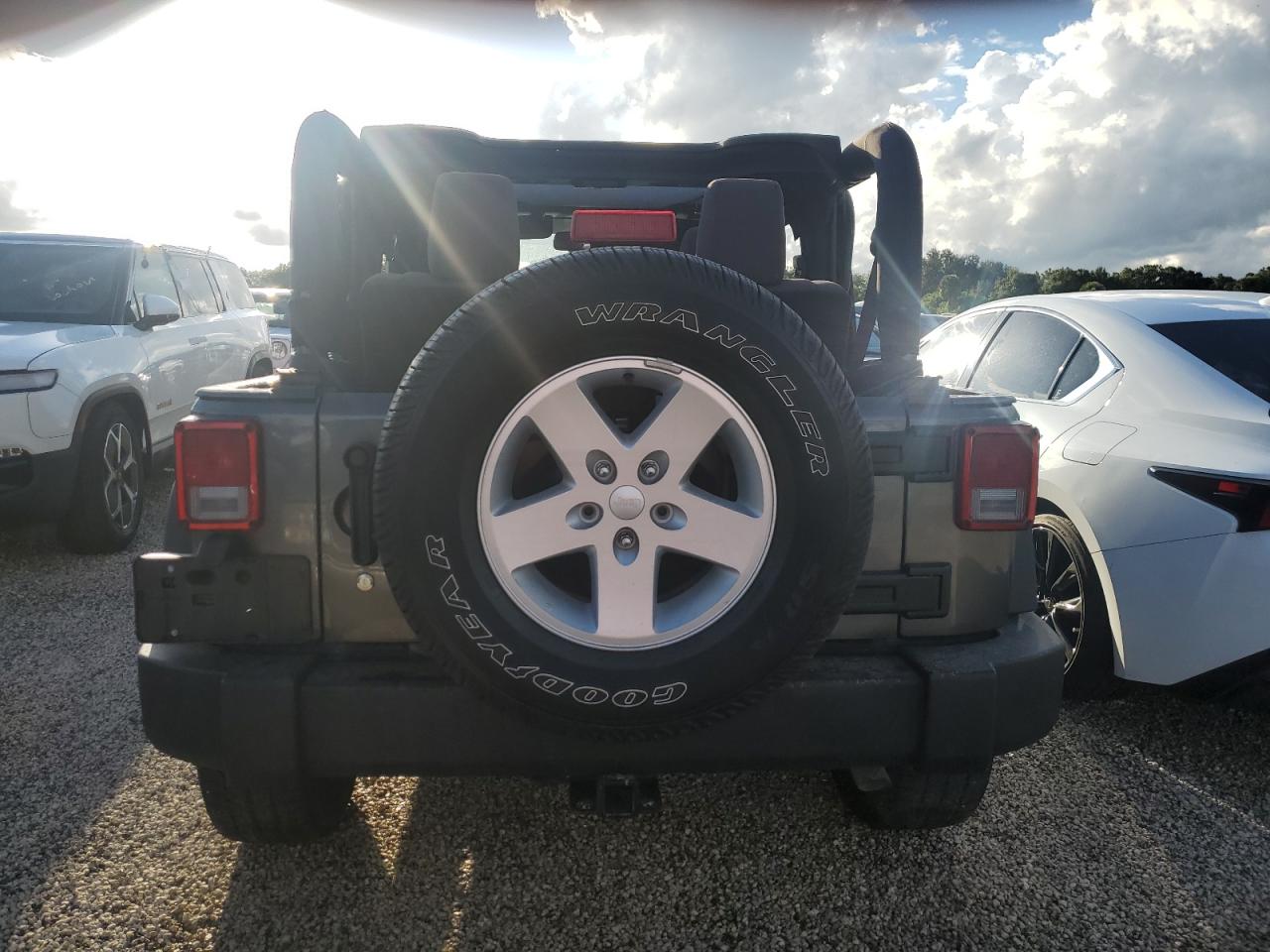 2017 Jeep Wrangler Sport VIN: 1C4AJWAG0HL546761 Lot: 73698554