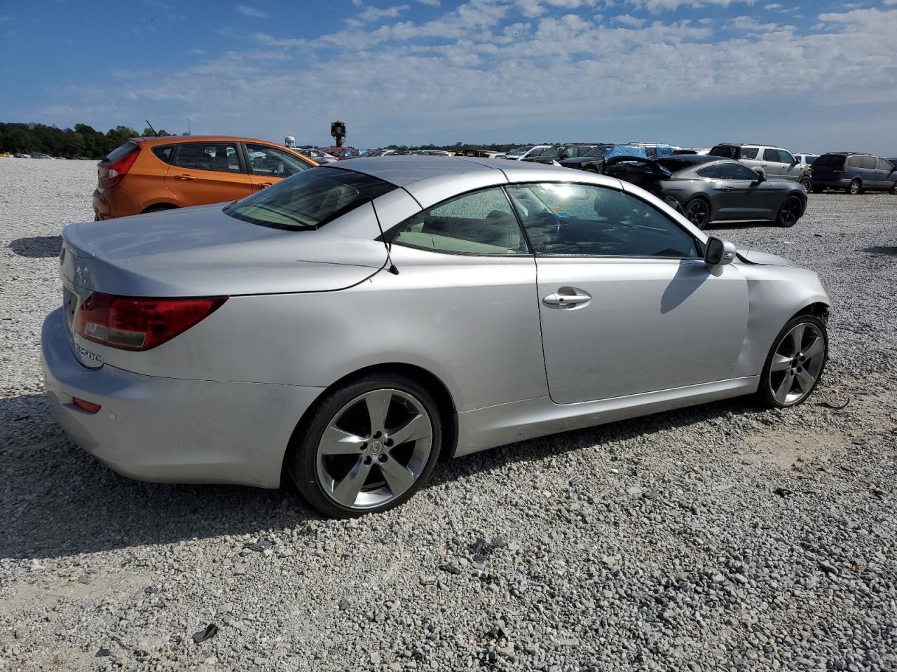 2010 Lexus IS - Image 3