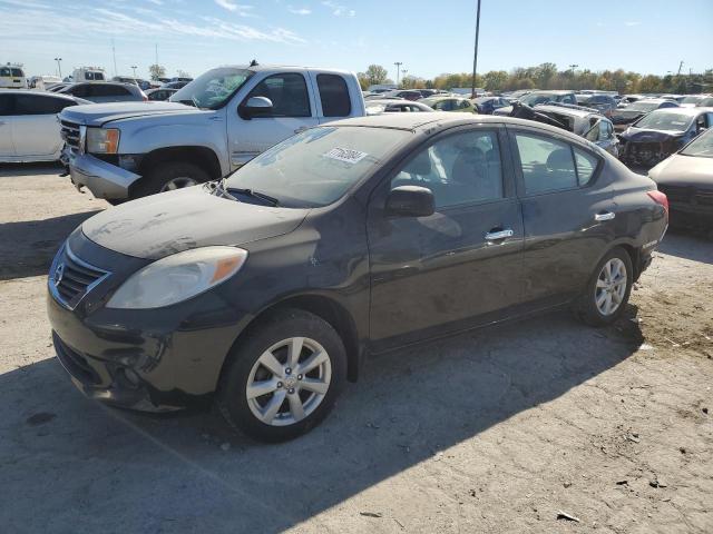  NISSAN VERSA 2012 Чорний