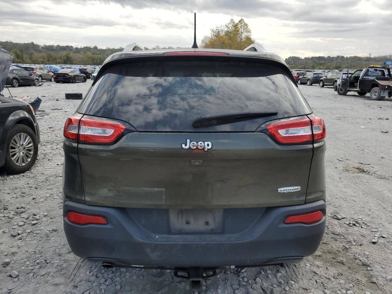 2016 Jeep Cherokee Latitude VIN: 1C4PJLCB2GW160043 Lot: 77021784