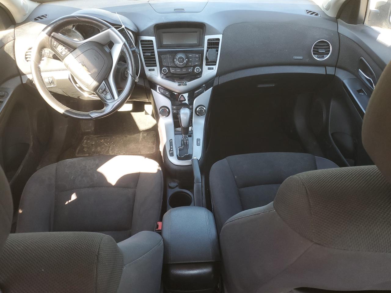 2014 Chevrolet Cruze - Image 8