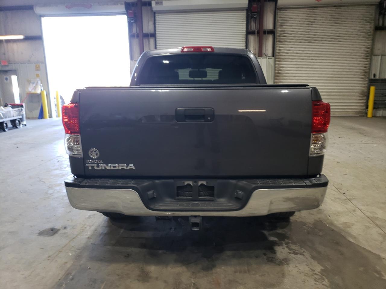 5TFEM5F16CX041512 2012 Toyota Tundra Crewmax Sr5